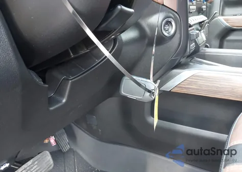 2021 Chevrolet Silverado 1500 4Wd Short Bed High Country из США, поврежденный, VIN 1GCUYHEL8MZ256304